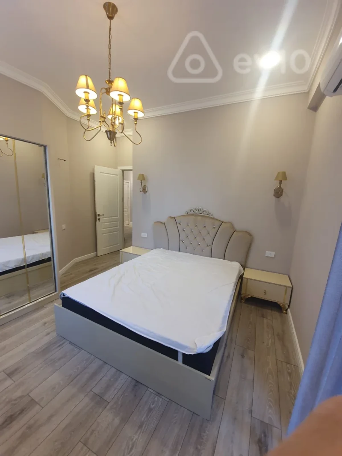 Satılır 3 otaqlı yeni tikili 97 m²