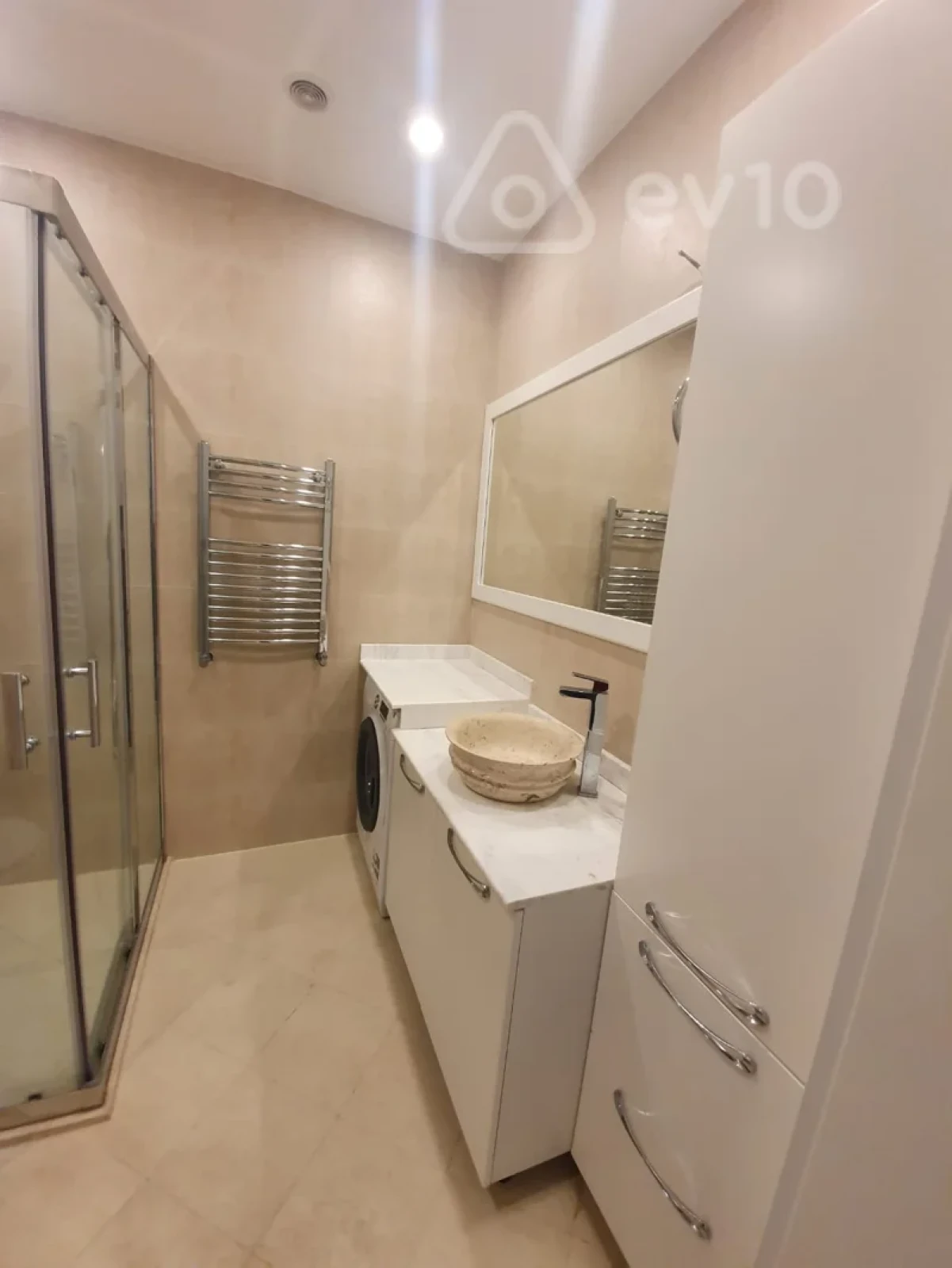 Satılır 3 otaqlı yeni tikili 97 m²