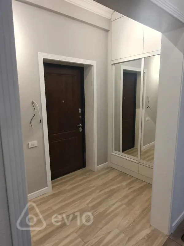 Satılır 3 otaqlı yeni tikili 97 m²