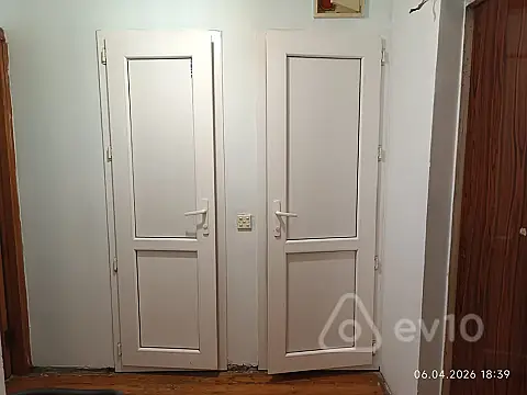 Kirayə verilir 2 otaqlı köhnə tikili 60 m²