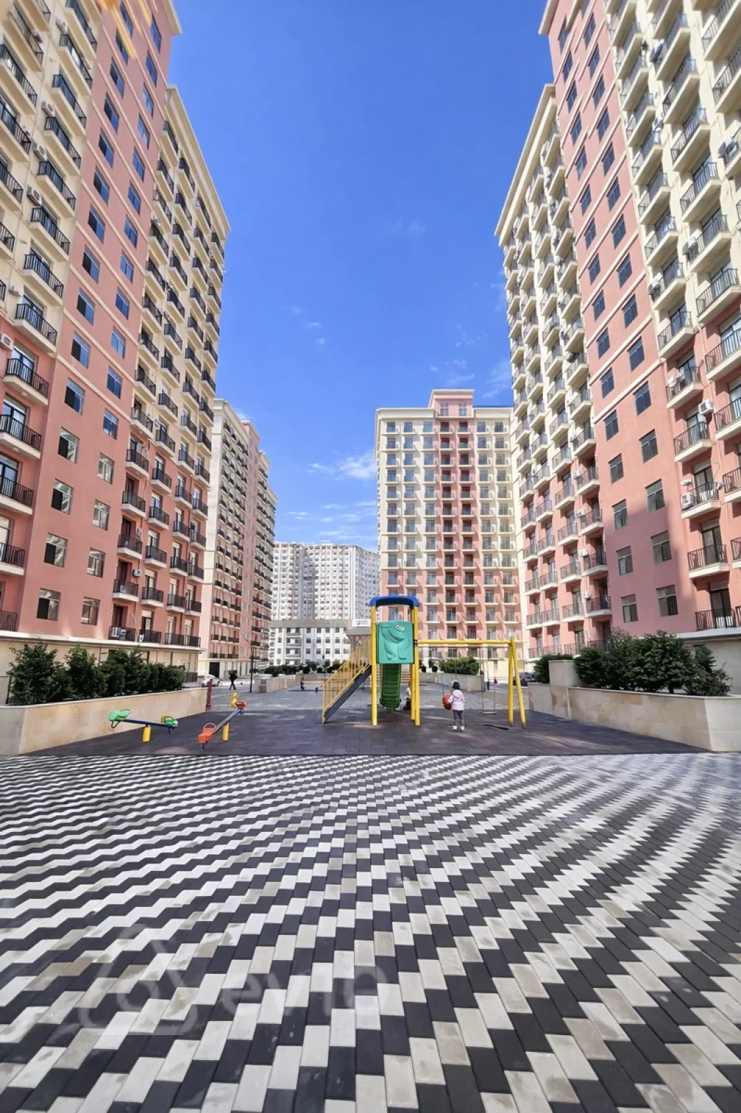 Satılır 2 otaqlı yeni tikili 60 m²