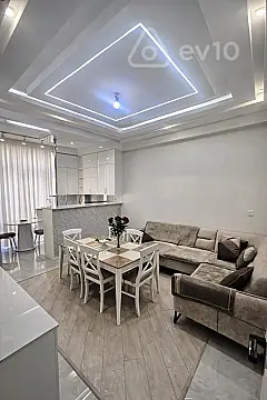 Satılır 2 otaqlı yeni tikili 60 m²