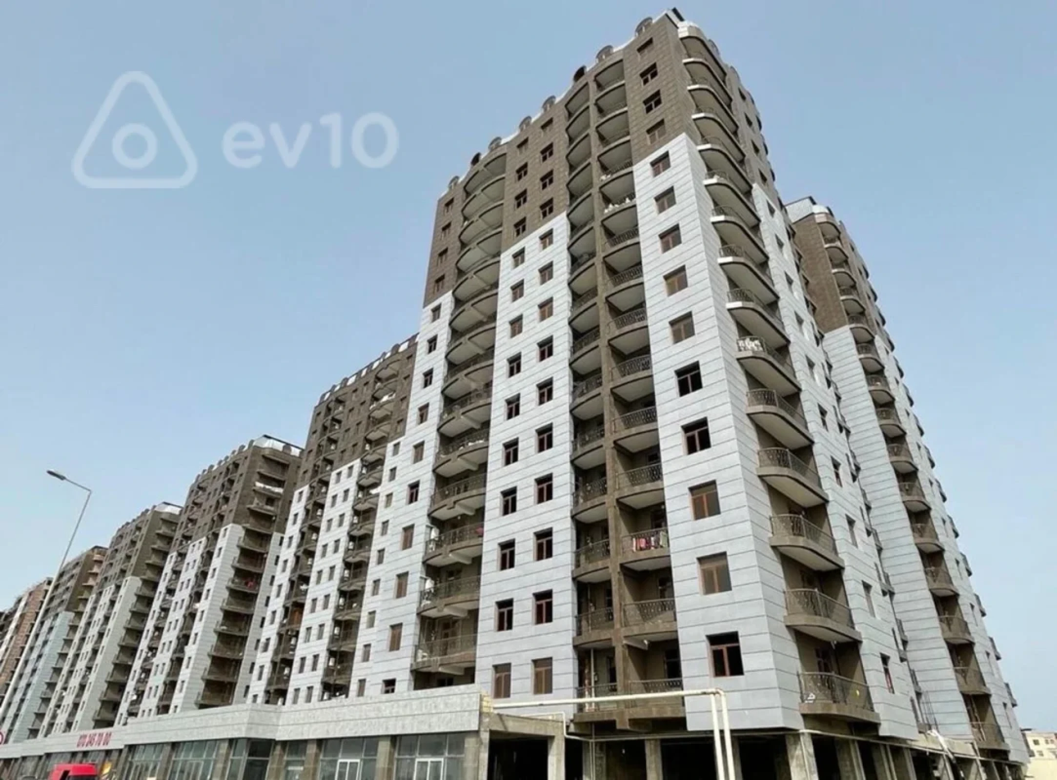 Kirayə verilir 2 otaqlı yeni tikili 80 m²
