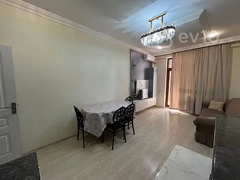 Kirayə verilir 2 otaqlı yeni tikili 80 m²