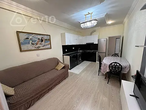 Kirayə verilir 2 otaqlı yeni tikili 80 m²