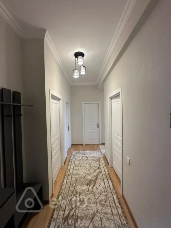 Kirayə verilir 3 otaqlı yeni tikili 85 m²