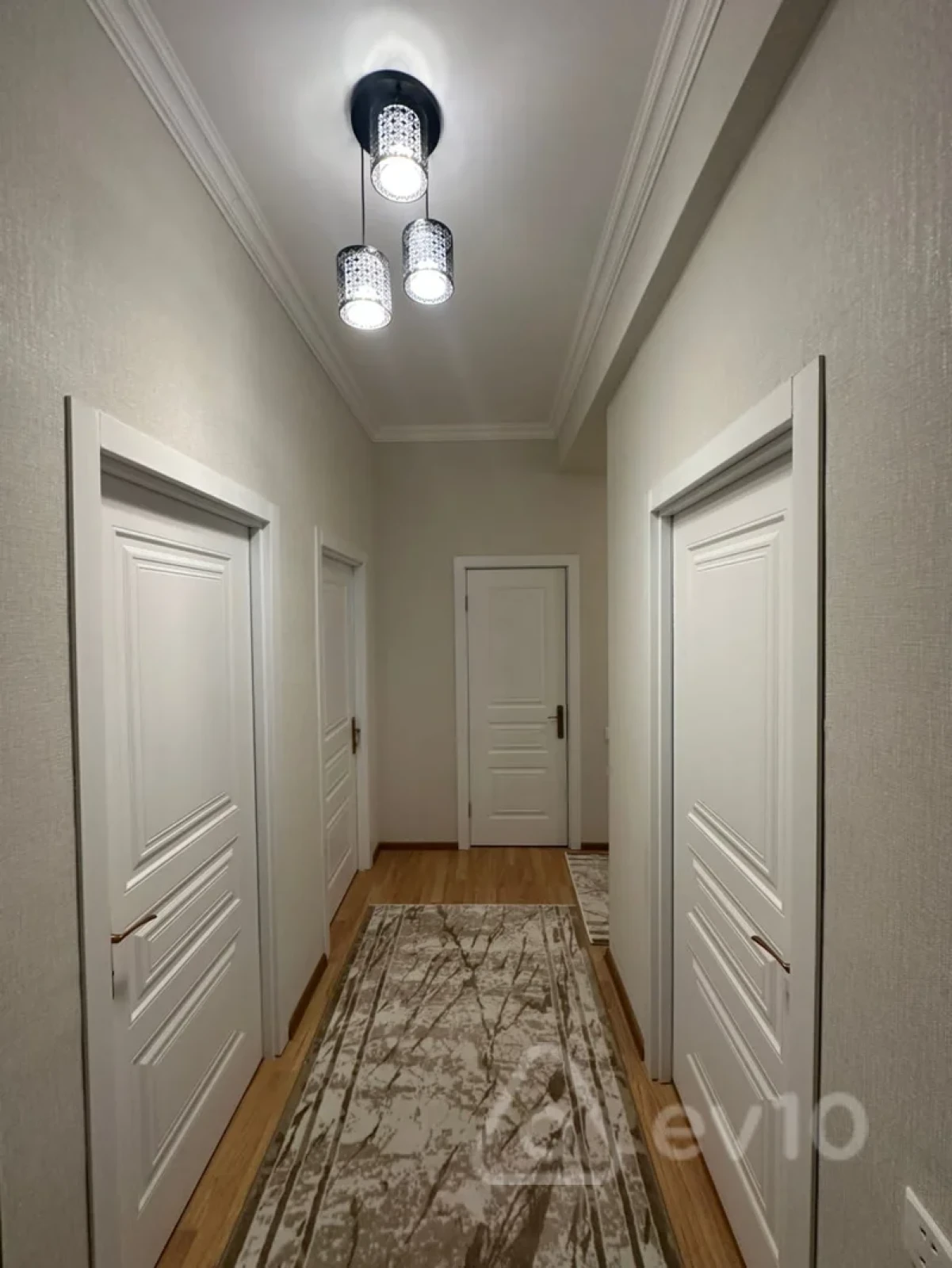 Kirayə verilir 3 otaqlı yeni tikili 85 m²