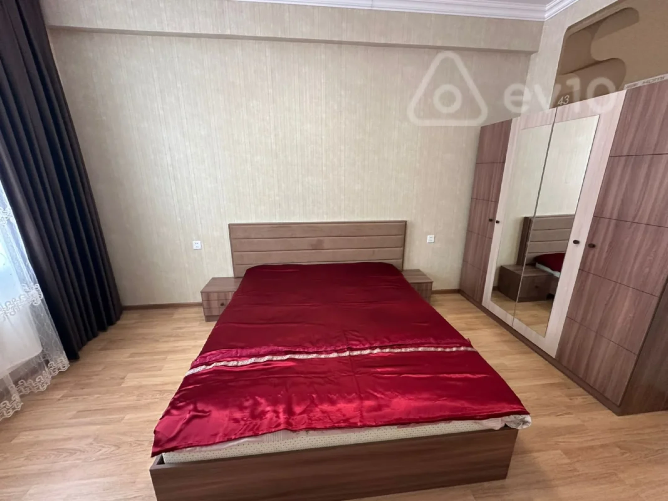 Kirayə verilir 3 otaqlı yeni tikili 85 m²