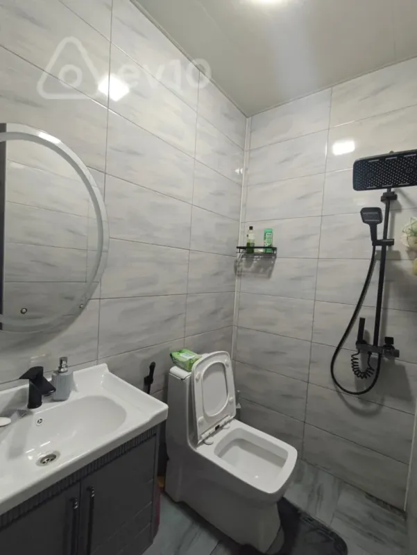 Kirayə verilir 2 otaqlı yeni tikili 50 m²