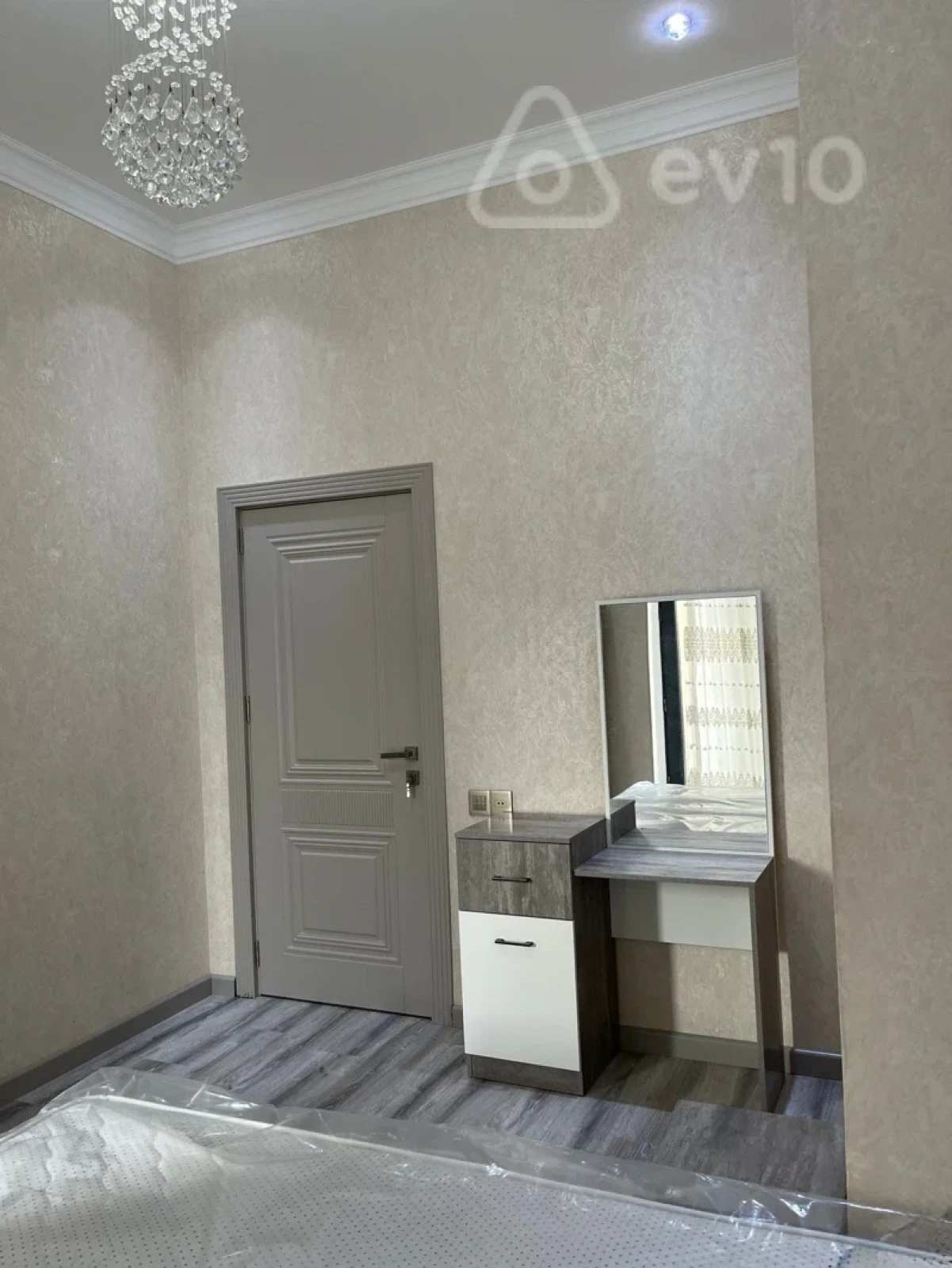 Kirayə verilir 2 otaqlı yeni tikili 60 m²