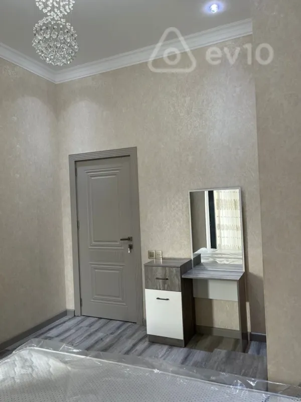Kirayə verilir 2 otaqlı yeni tikili 60 m²