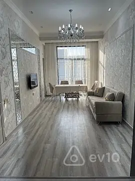 Kirayə verilir 2 otaqlı yeni tikili 60 m²