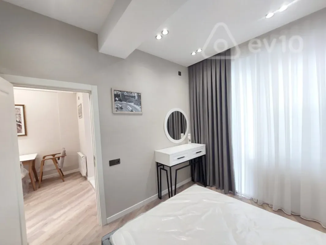 Kirayə verilir 3 otaqlı yeni tikili 70 m²