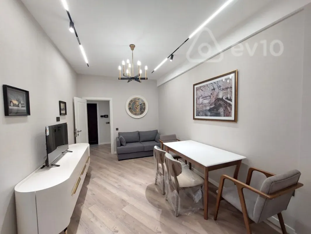 Kirayə verilir 3 otaqlı yeni tikili 70 m²