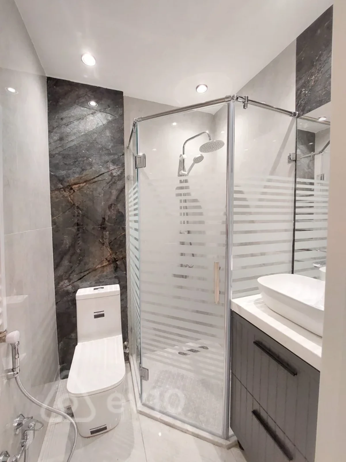 Kirayə verilir 3 otaqlı yeni tikili 70 m²