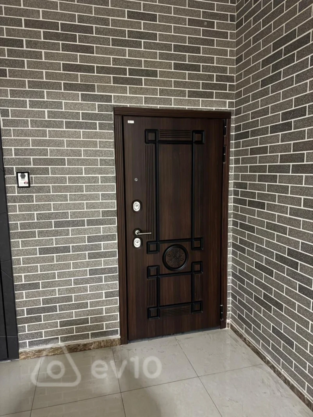 Kirayə verilir 2 otaqlı yeni tikili 62 m²