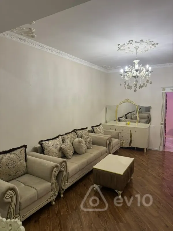 Kirayə verilir 2 otaqlı yeni tikili 62 m²