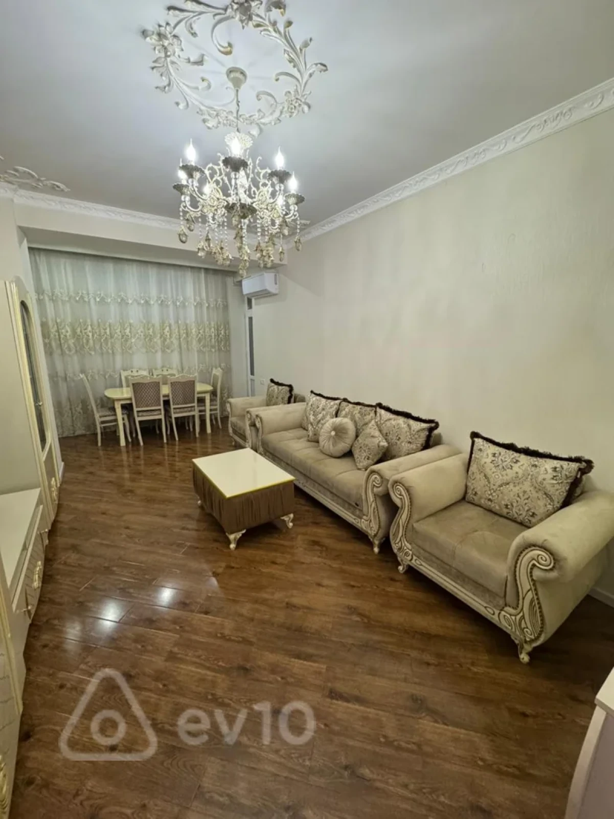 Kirayə verilir 2 otaqlı yeni tikili 62 m²