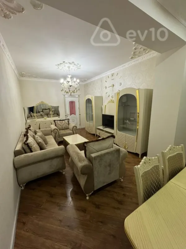 Kirayə verilir 2 otaqlı yeni tikili 62 m²