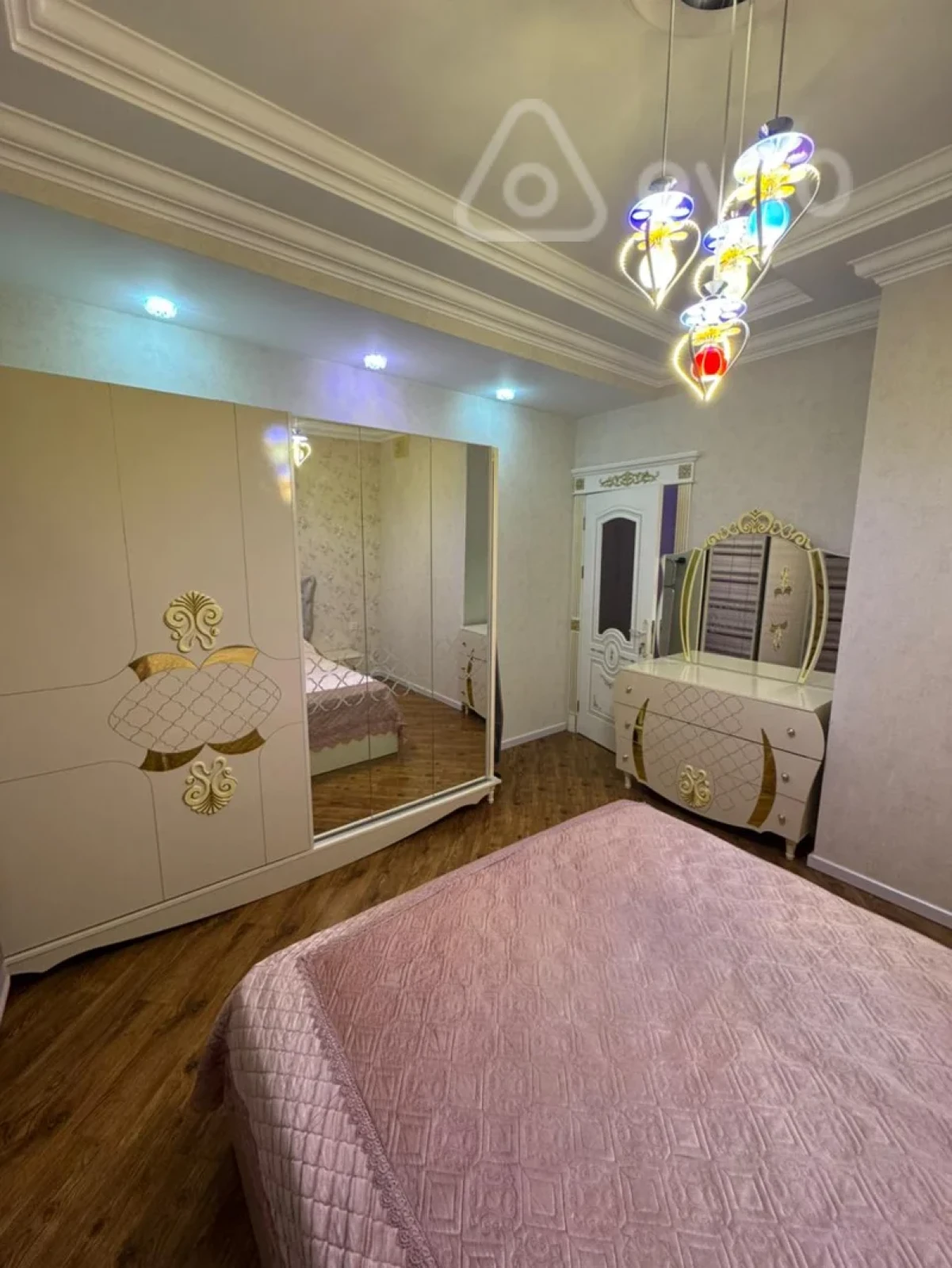 Kirayə verilir 2 otaqlı yeni tikili 62 m²