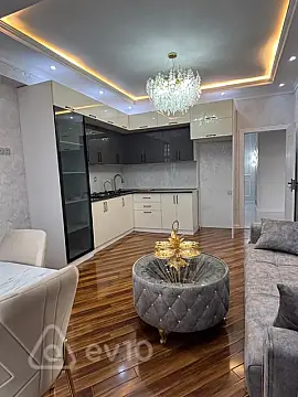 Satılır 3 otaqlı yeni tikili 80 m²
