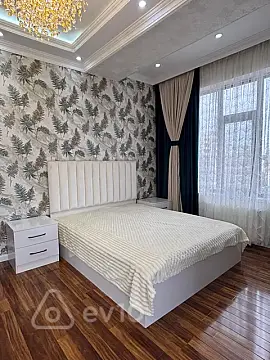Satılır 3 otaqlı yeni tikili 80 m²
