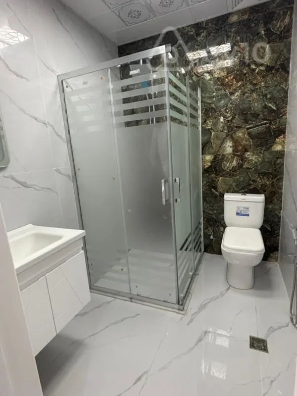 Satılır 3 otaqlı yeni tikili 80 m²