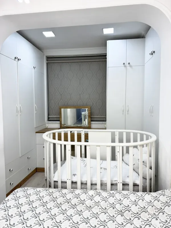 Satılır 2 otaqlı köhnə tikili 43 m²