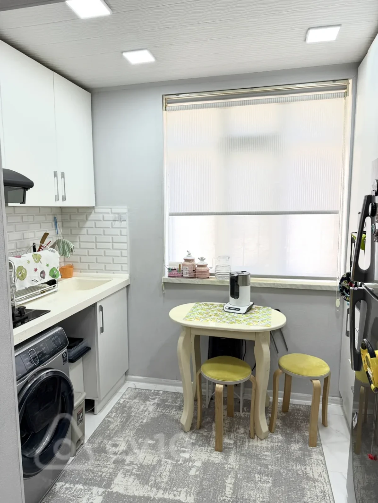 Satılır 2 otaqlı köhnə tikili 43 m²