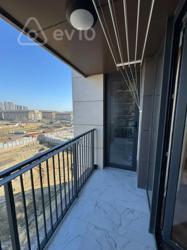 Kirayə verilir 4 otaqlı yeni tikili 135 m²