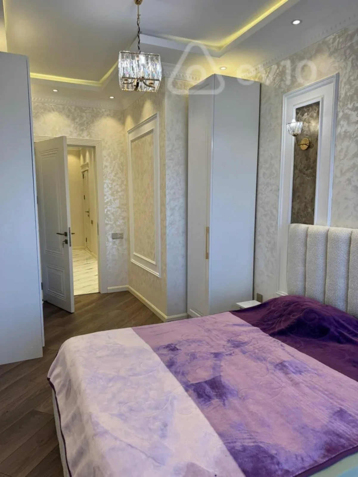 Kirayə verilir 4 otaqlı yeni tikili 135 m²