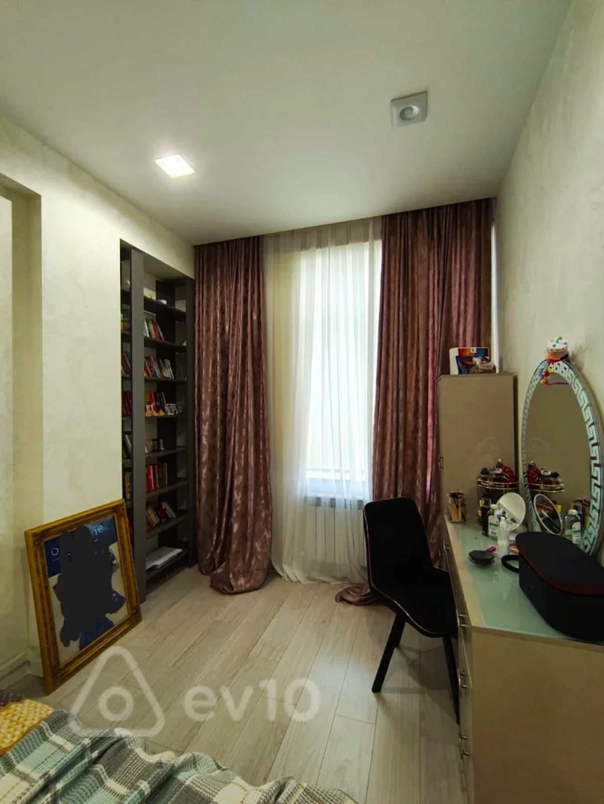Kirayə verilir 4 otaqlı yeni tikili 130 m²
