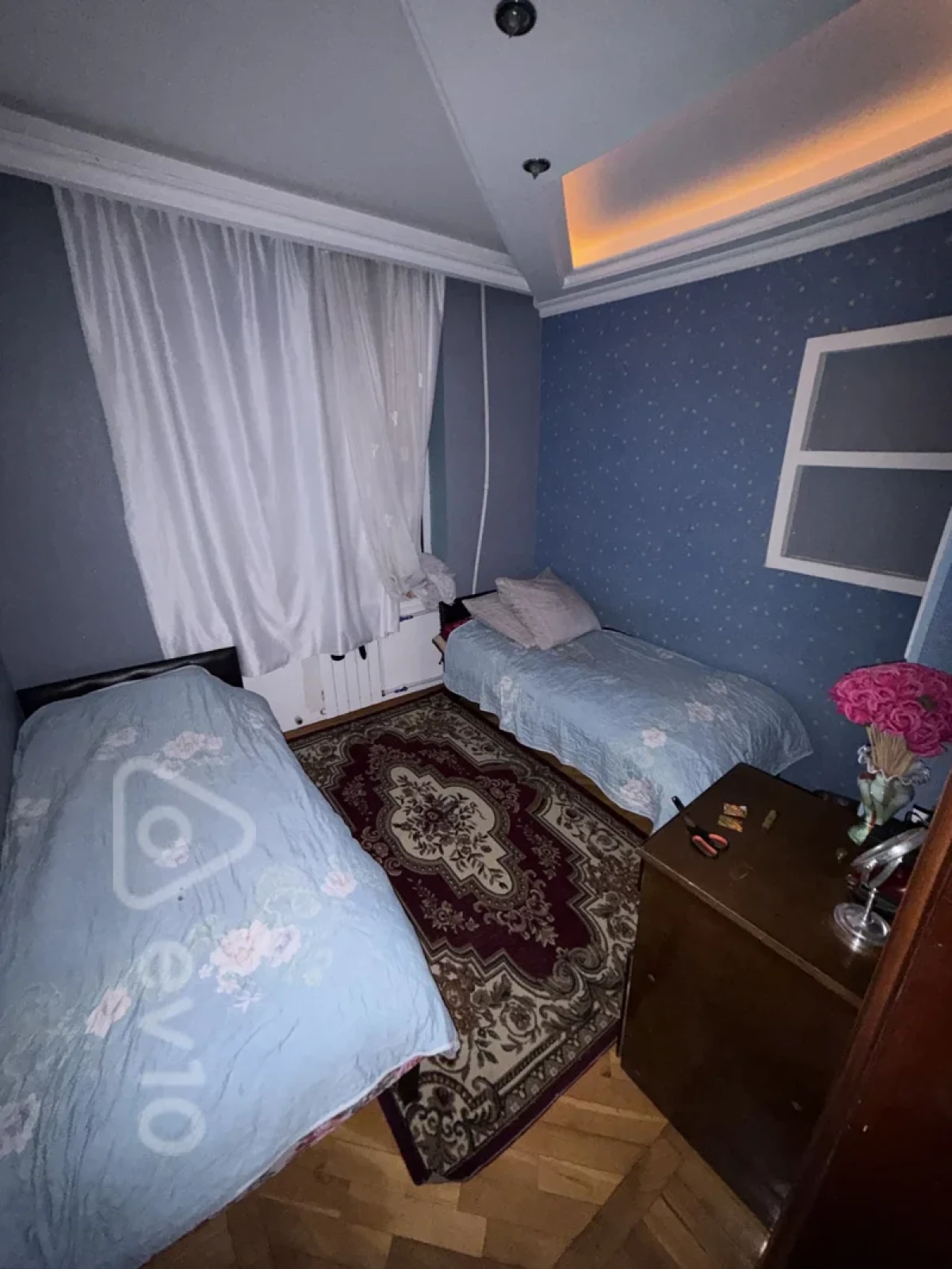 Satılır 4 otaqlı köhnə tikili 70 m²