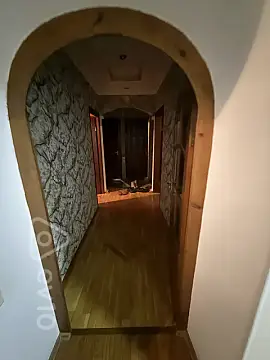 Satılır 4 otaqlı köhnə tikili 70 m²