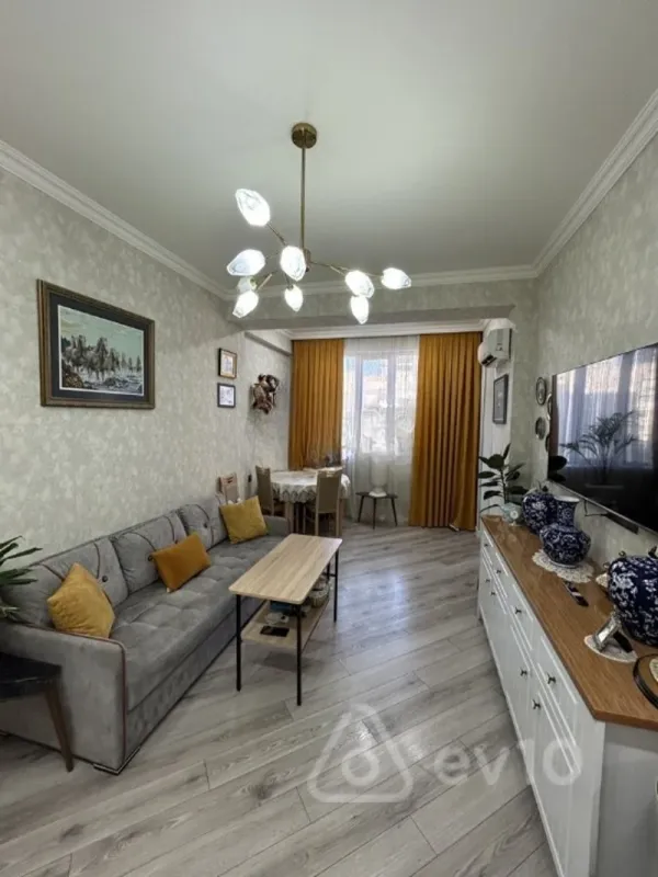 Kirayə verilir 2 otaqlı yeni tikili 60 m²
