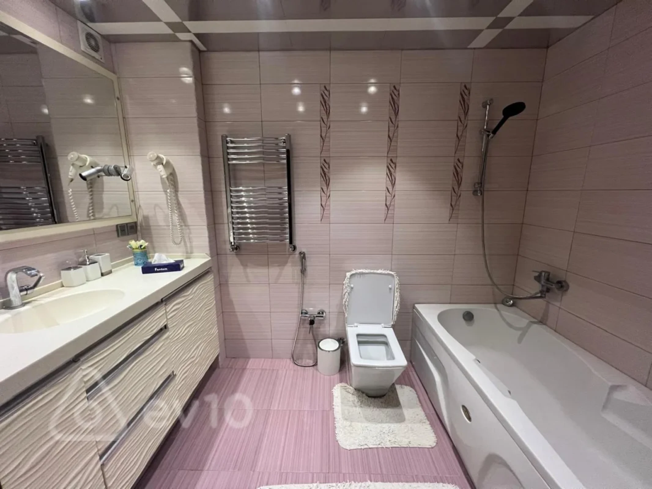 Kirayə verilir 3 otaqlı yeni tikili 105 m²