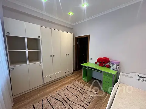 Kirayə verilir 3 otaqlı yeni tikili 105 m²