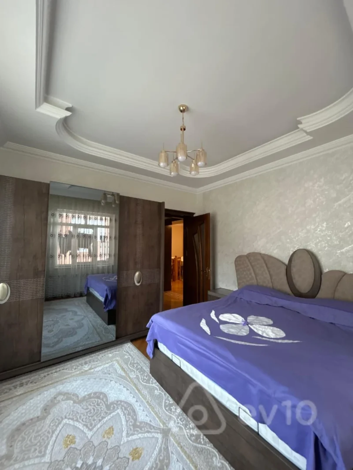 Satılır 6 otaqlı həyət evi 520 m²