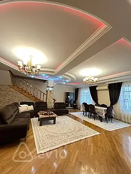 Satılır 6 otaqlı həyət evi 520 m² — Bakı, Səbail 6 otaq 520.00 m²