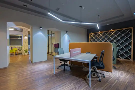 Kirayə verilir 12 otaqlı ofis 870 m²