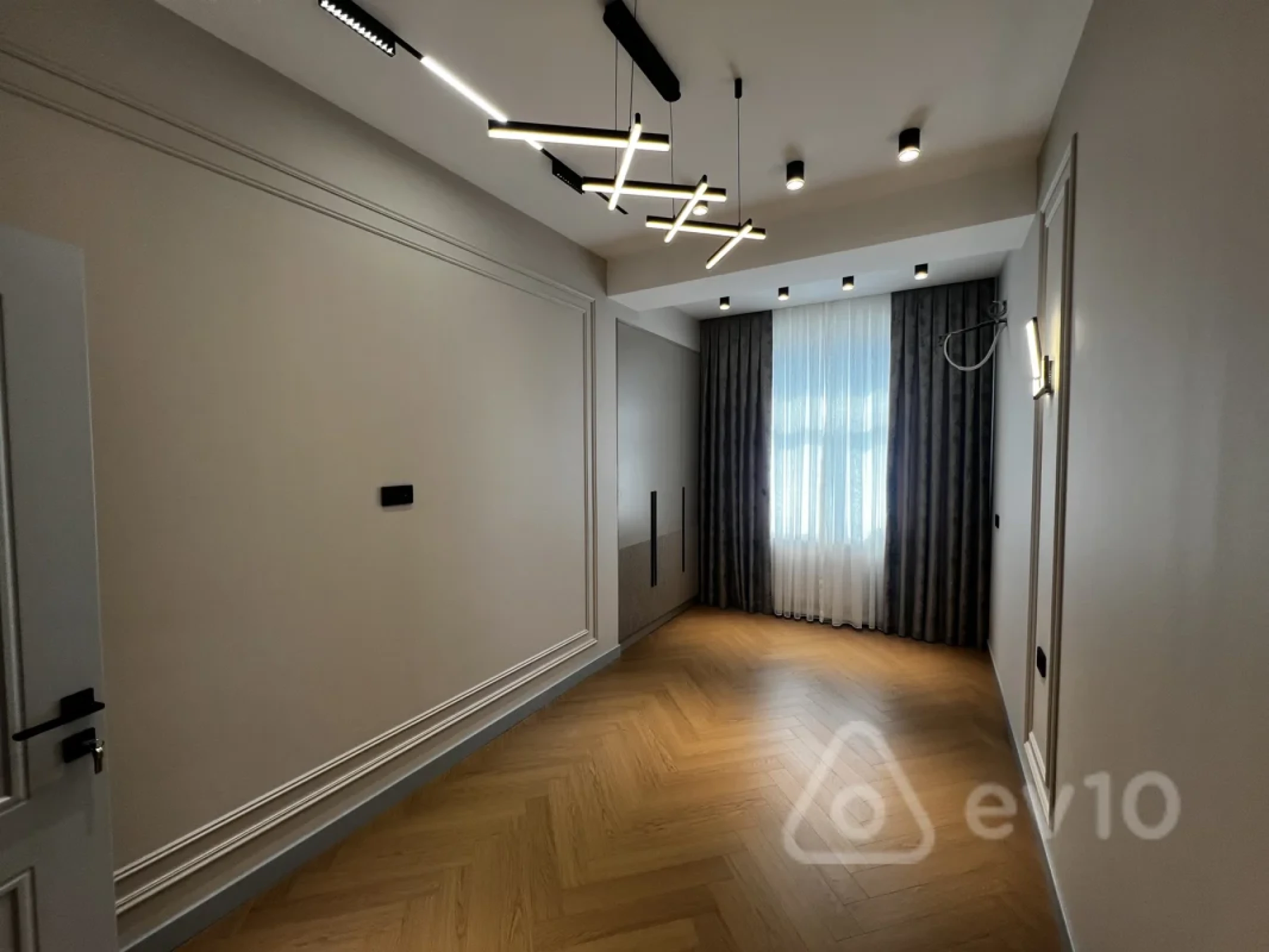 Satılır 4 otaqlı yeni tikili 117 m²