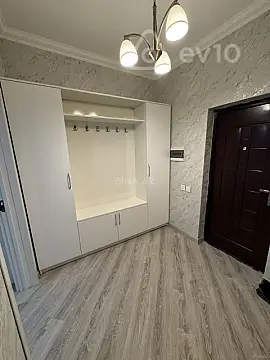 Kirayə verilir 1 otaqlı yeni tikili 50 m²