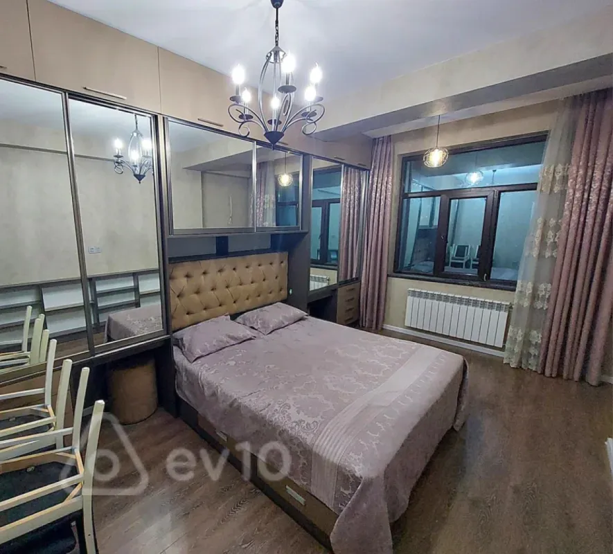 Kirayə verilir 3 otaqlı yeni tikili 122 m²