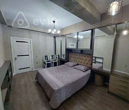 Kirayə verilir 3 otaqlı yeni tikili 122 m²