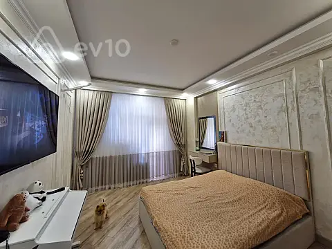 Satılır 2 otaqlı yeni tikili 87 m²