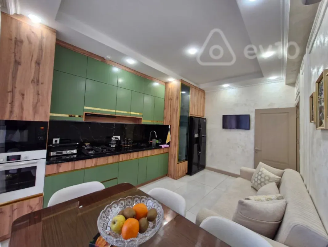 Satılır 2 otaqlı yeni tikili 87 m²