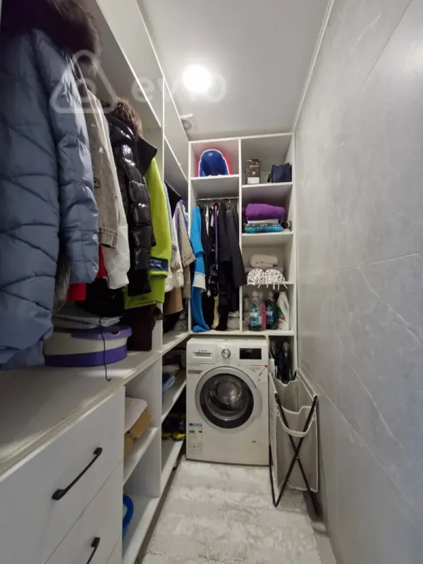 Satılır 2 otaqlı yeni tikili 87 m²