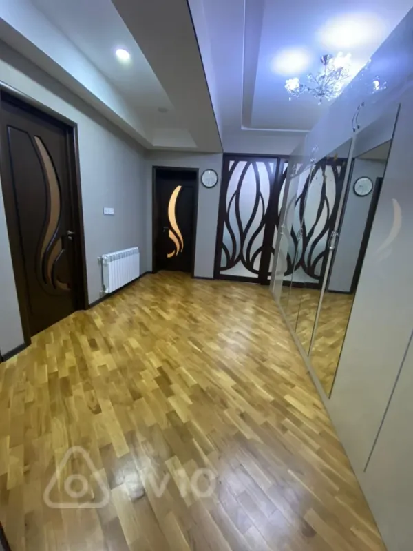 Satılır 3 otaqlı yeni tikili 105 m²