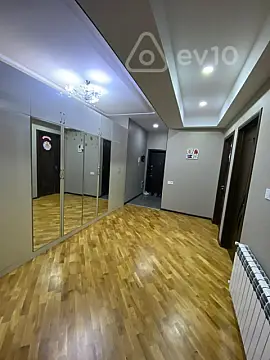 Satılır 3 otaqlı yeni tikili 105 m²