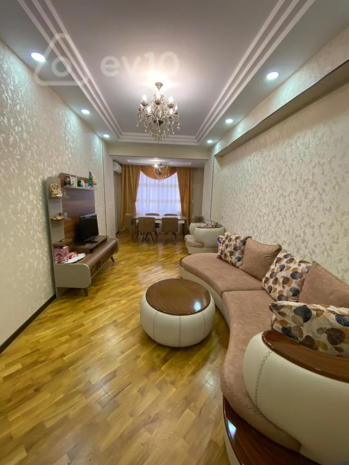 Satılır 3 otaqlı yeni tikili 105 m²